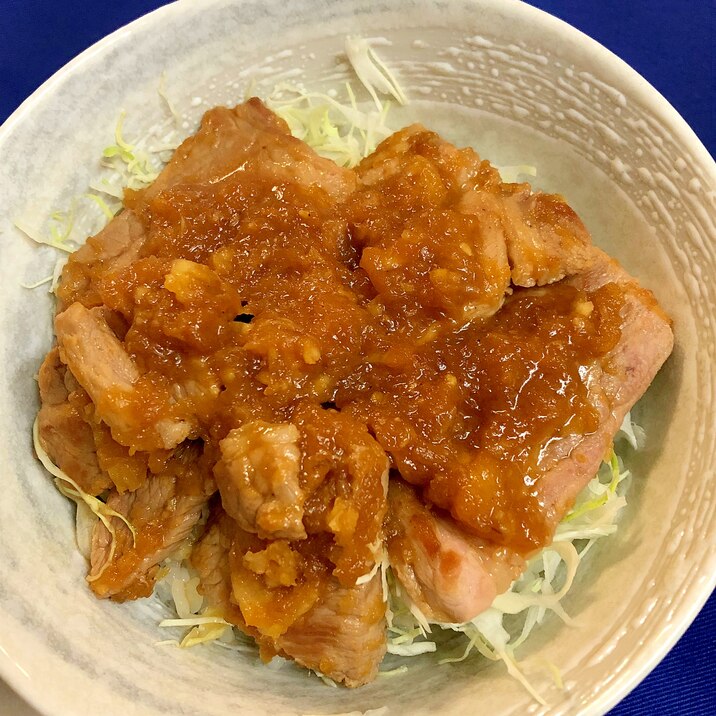 おろしダレたっぷりの豚丼